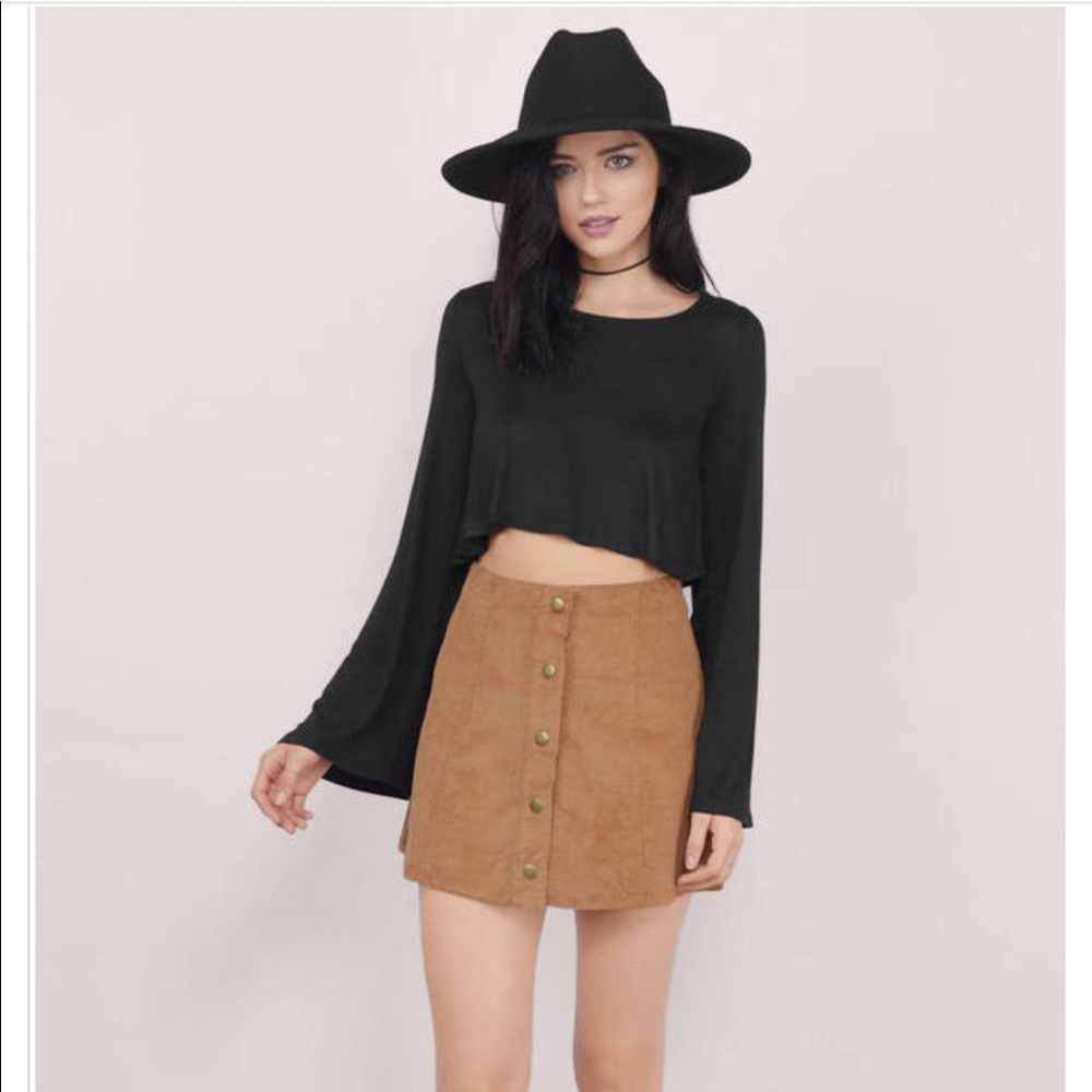 Black crop top w/ bell sleeves